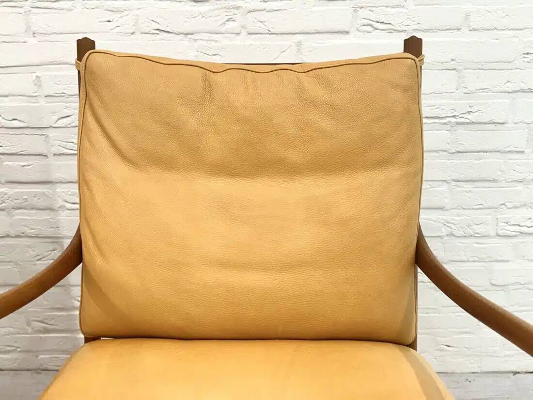 Set of 2 vintage Ole Wanscher chairs | Colonial chair | Leather