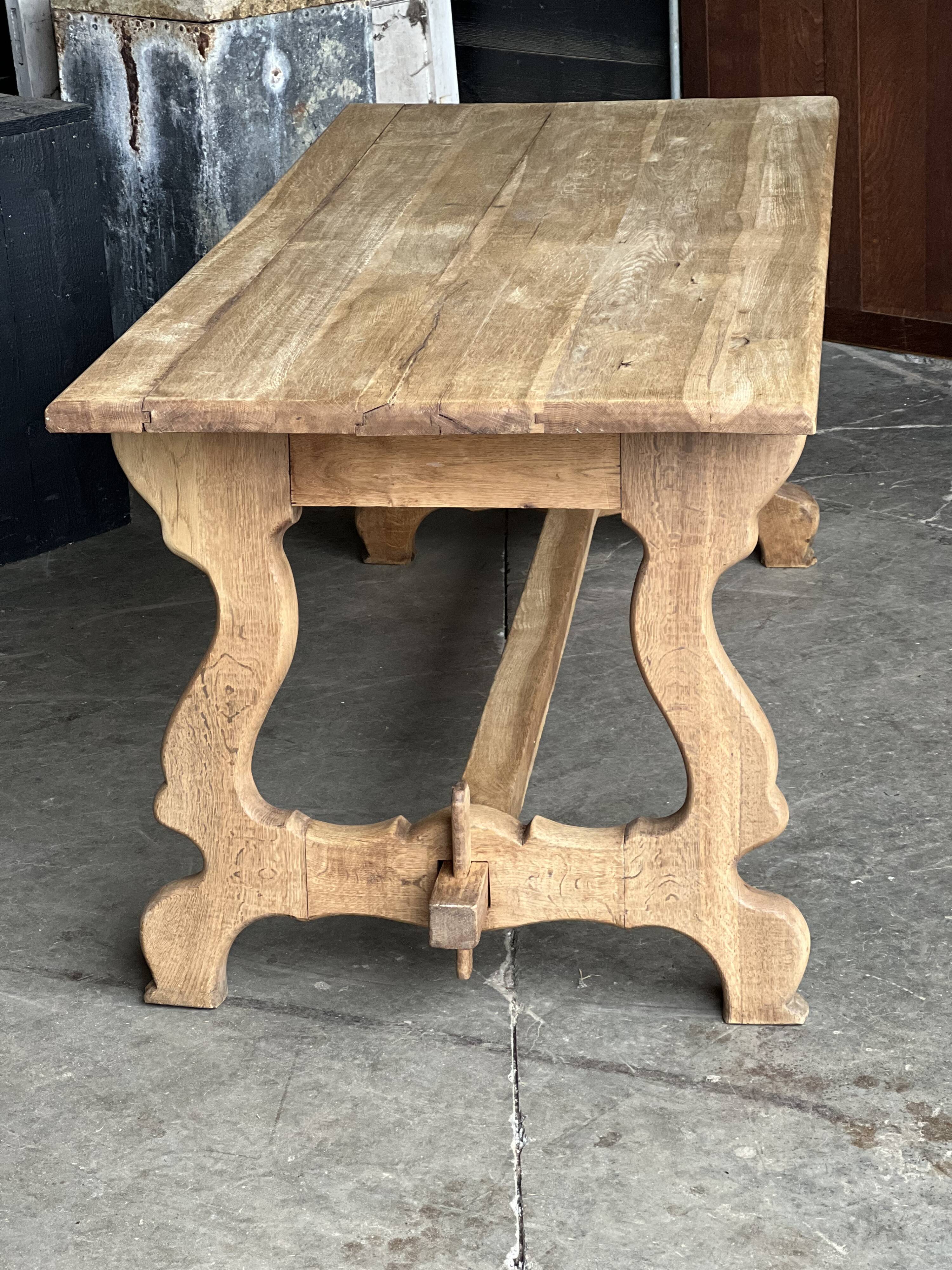 Farmhouse table