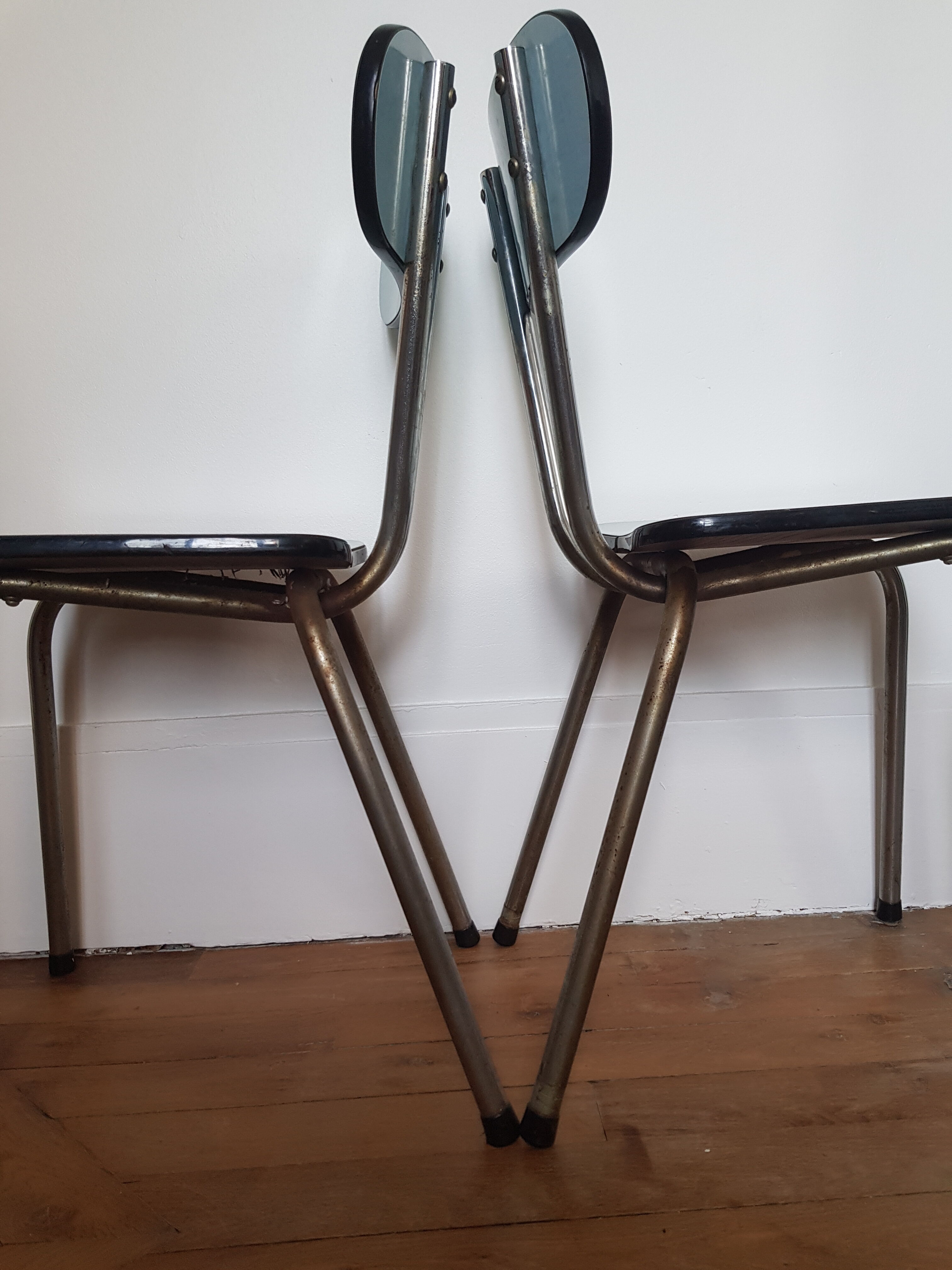 Lot de 2 chaises formica
