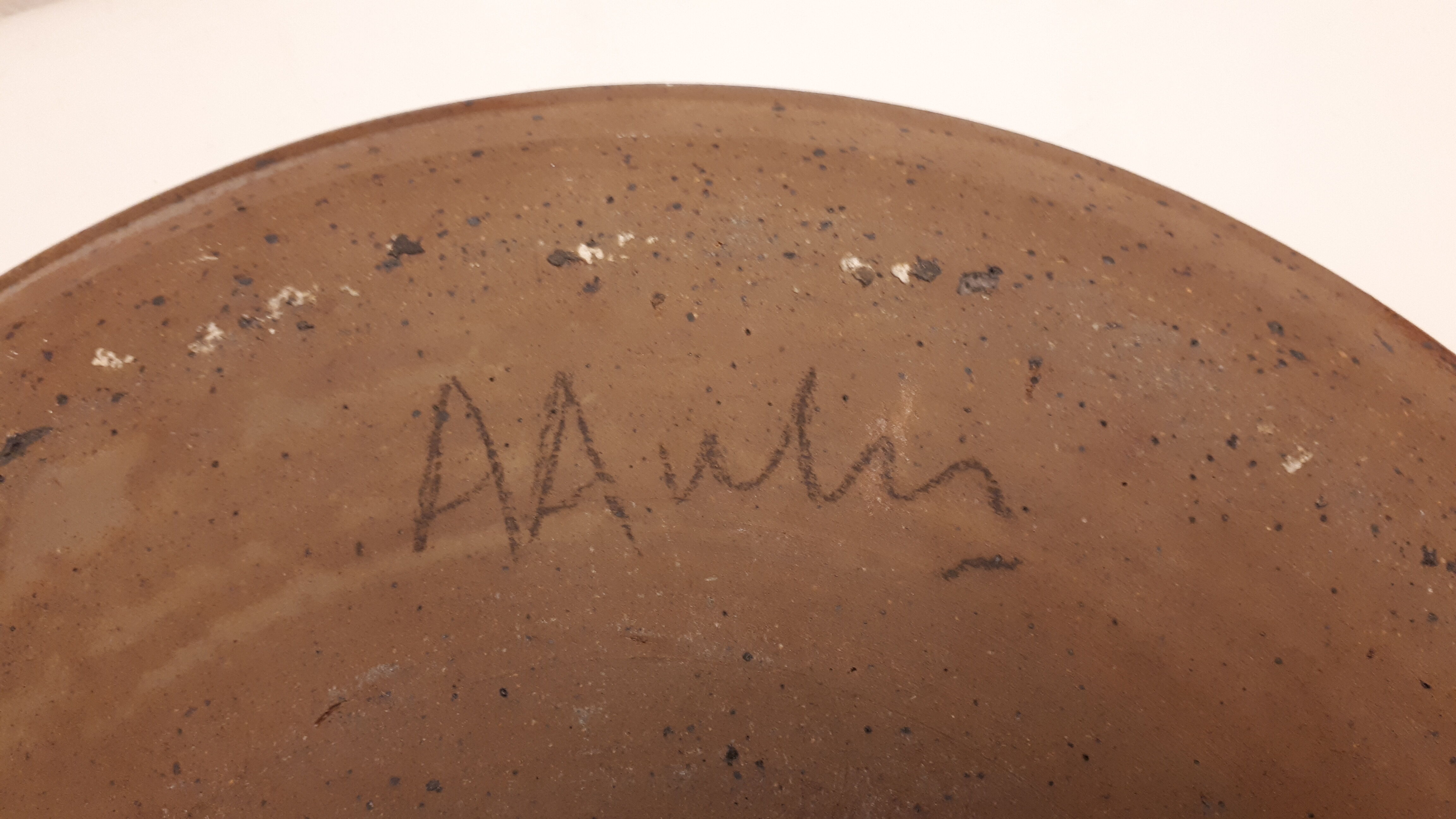 Plate in pyrité sandstone signed vintage 1970