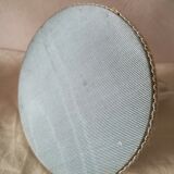 Baguier soliflore hand on pedestal