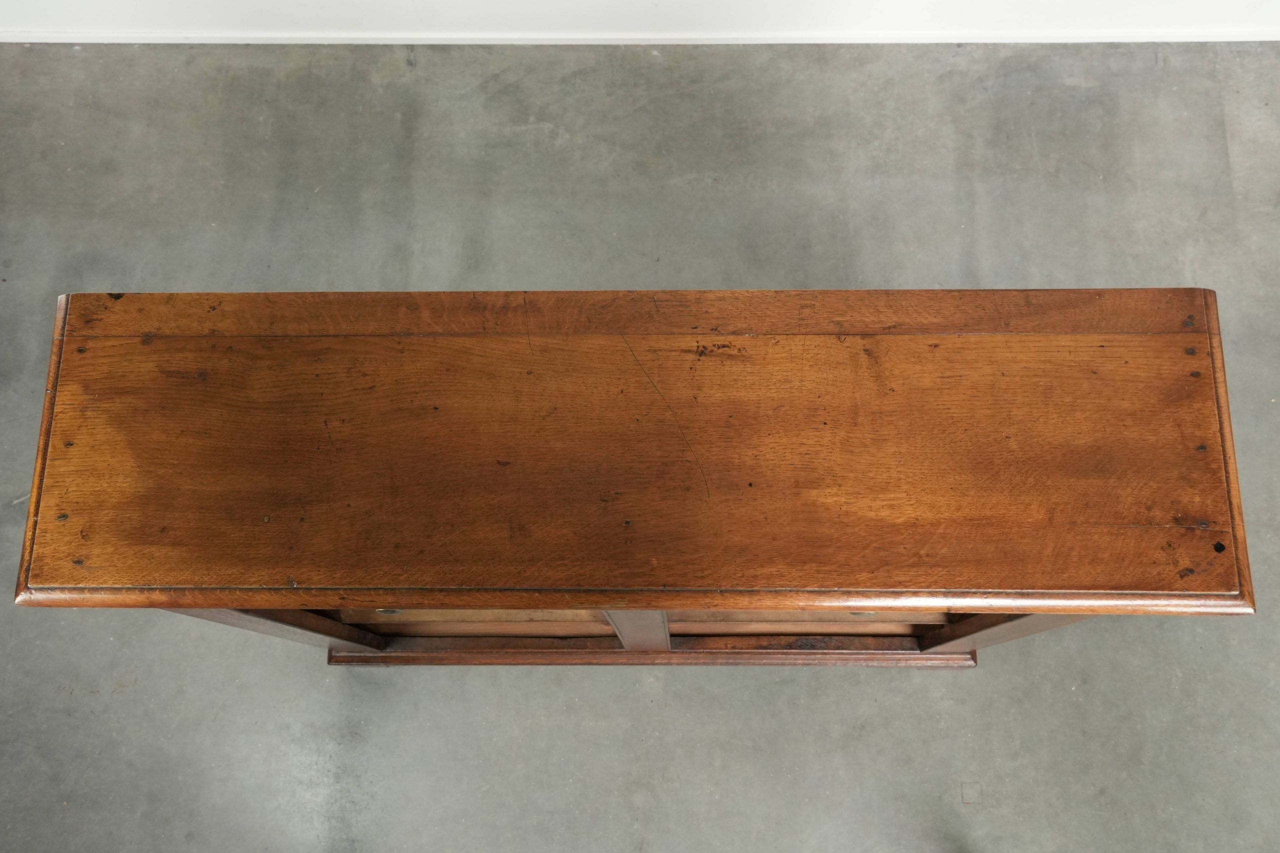 Antique English oak bookcase / shelving unit from the mid-19th century