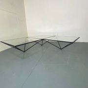 Table Basse Moderniste Furtive en Acier et Verre, Italie, années 1980