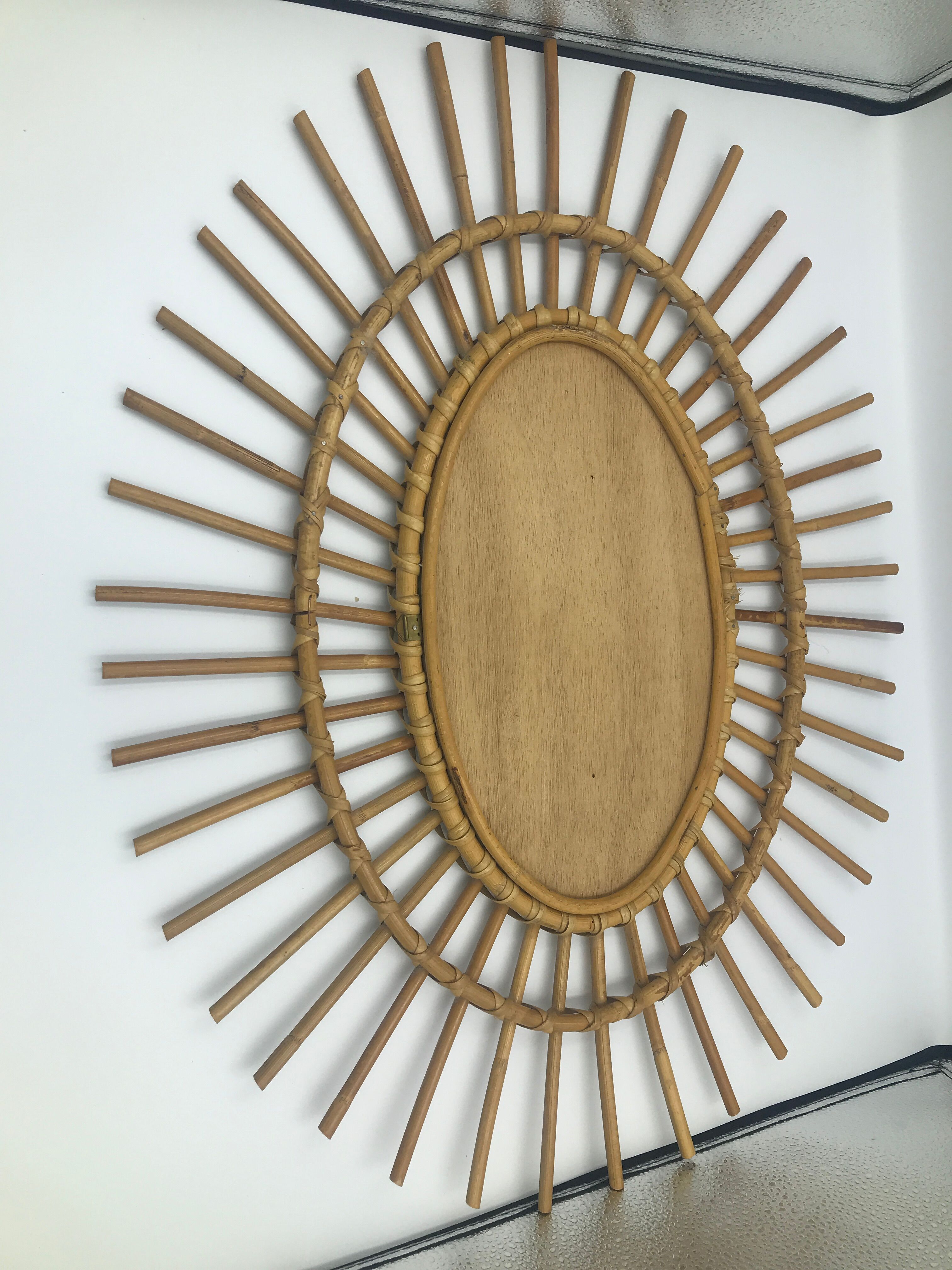 Vintage rattan oval mirror 60/70