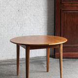 Extendable dining table, round to oval, 1970s