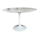 Authentic Tulip Knoll table