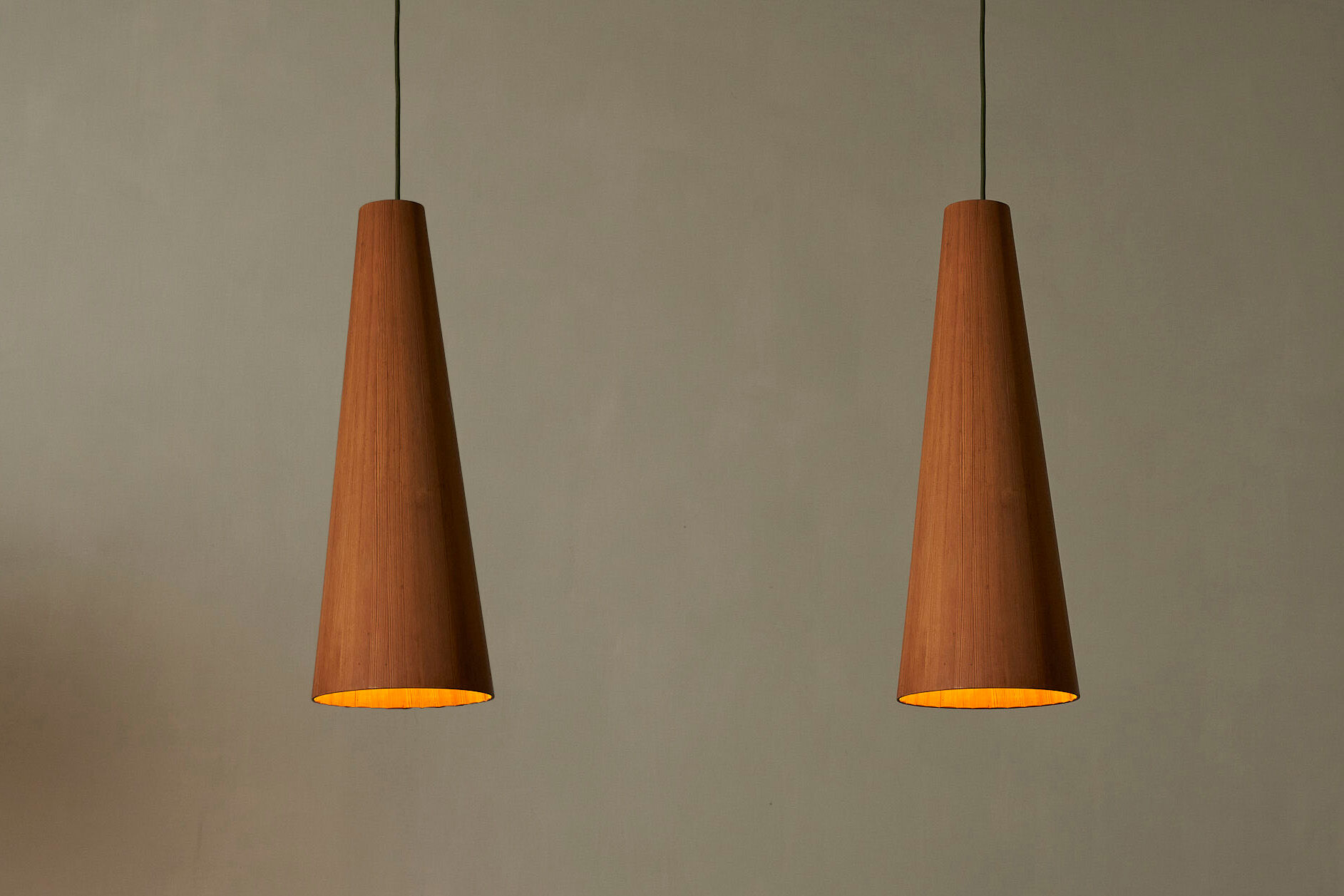'Conus' pendant lamp in pine by Jørgen Wolff