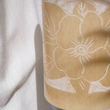 Lampe à poser albâtre motif floral