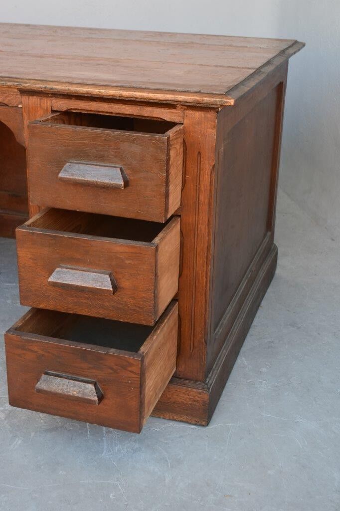 Official Town Hall time 1900 oak desk