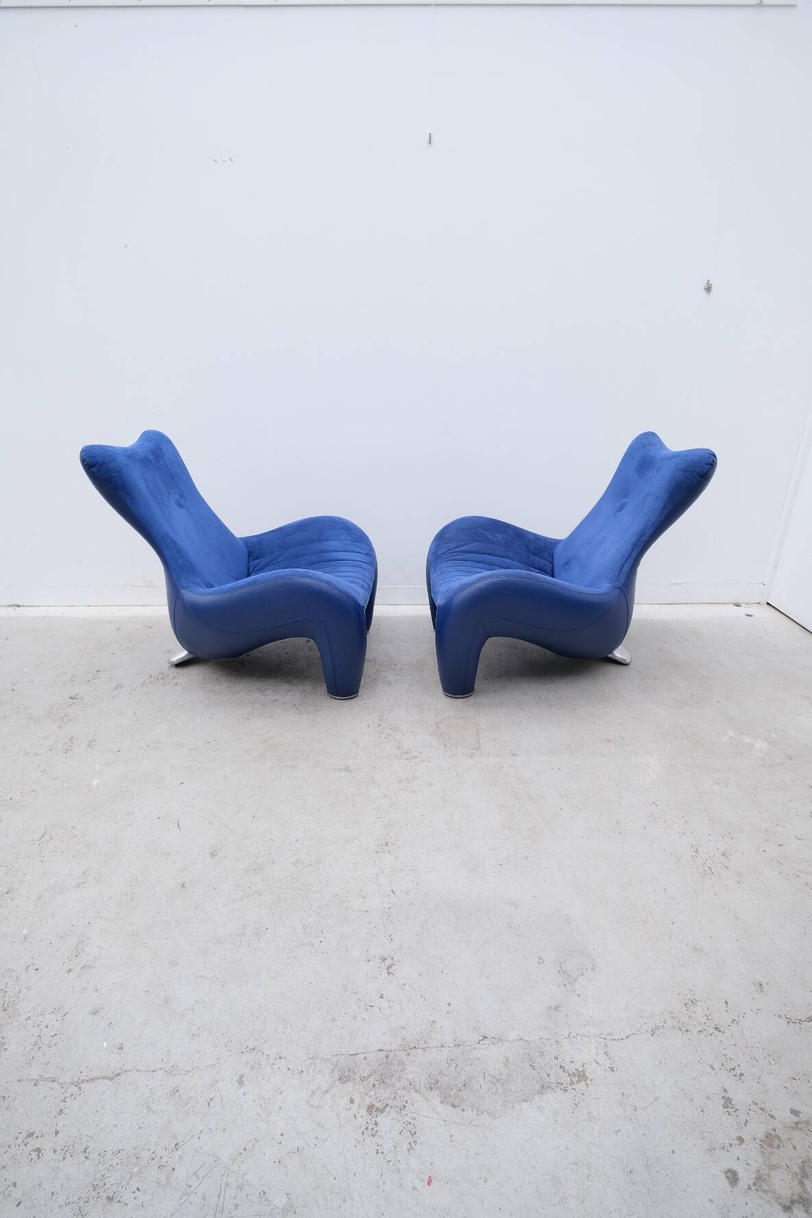 Pair of "Balou" armchairs by Jane Worthington for Leolux in leather, 1980