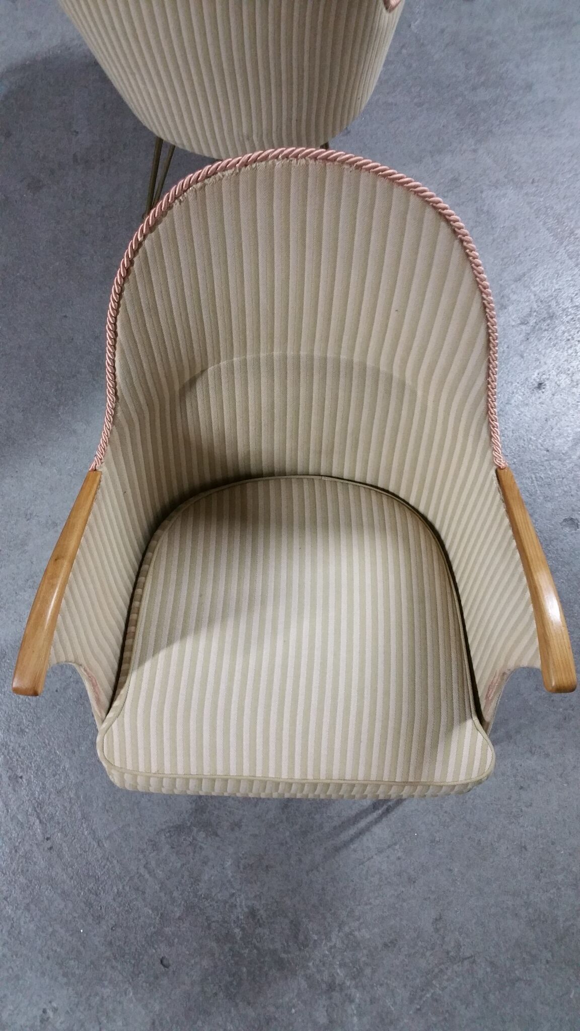 Paire de fauteuils années 50/60
