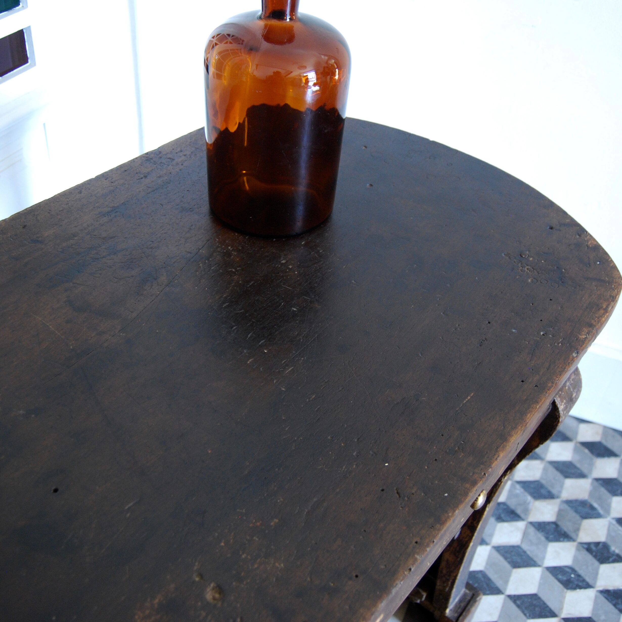 Trade furniture countertop jeweler