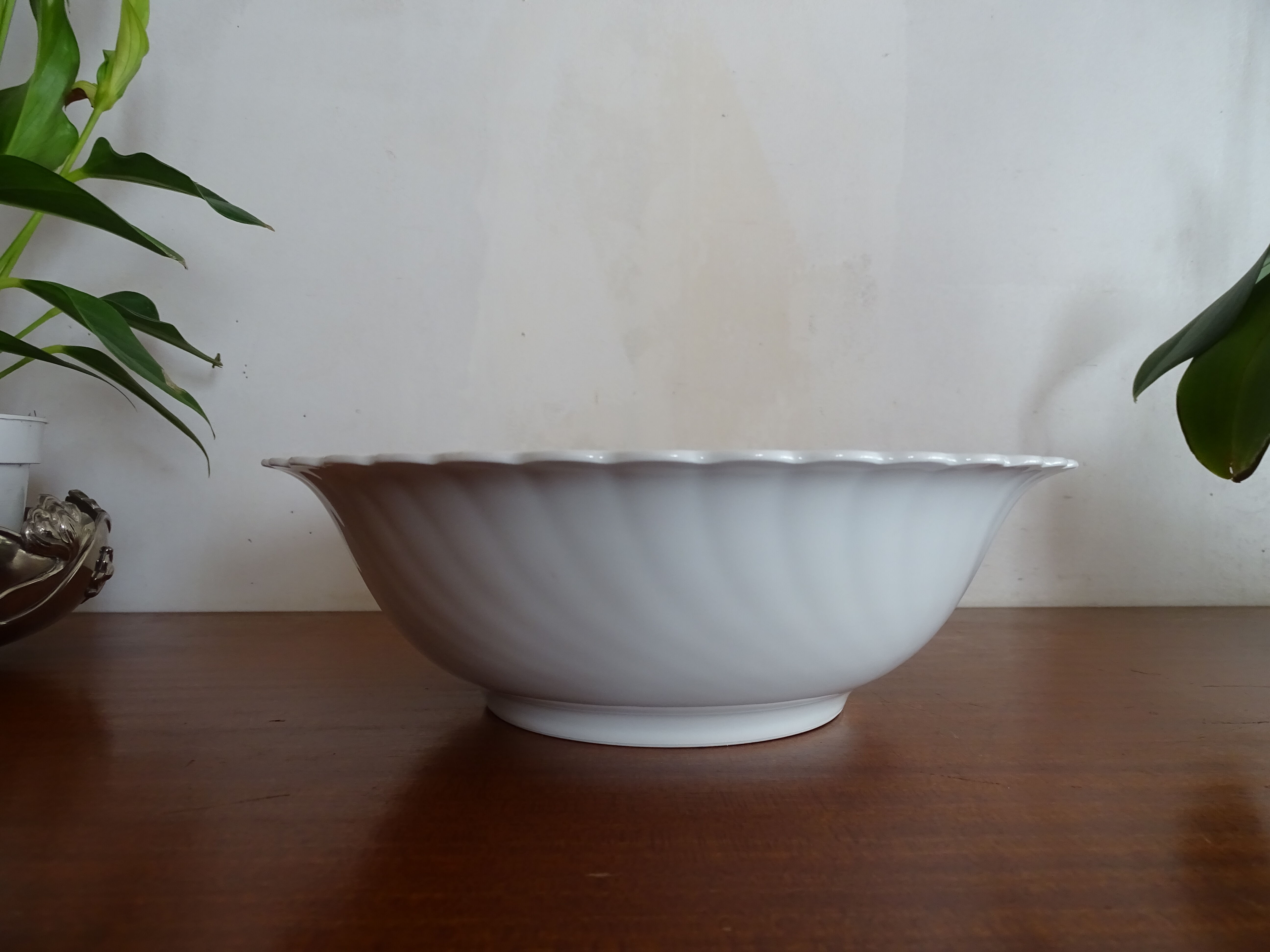 Salad bowl hollow dish porcelain Limoges Haviland