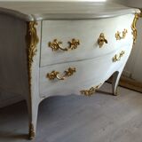 Commode style Louis XV