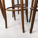 Bar stool