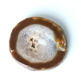 Empty pocket in carved agate, 70s