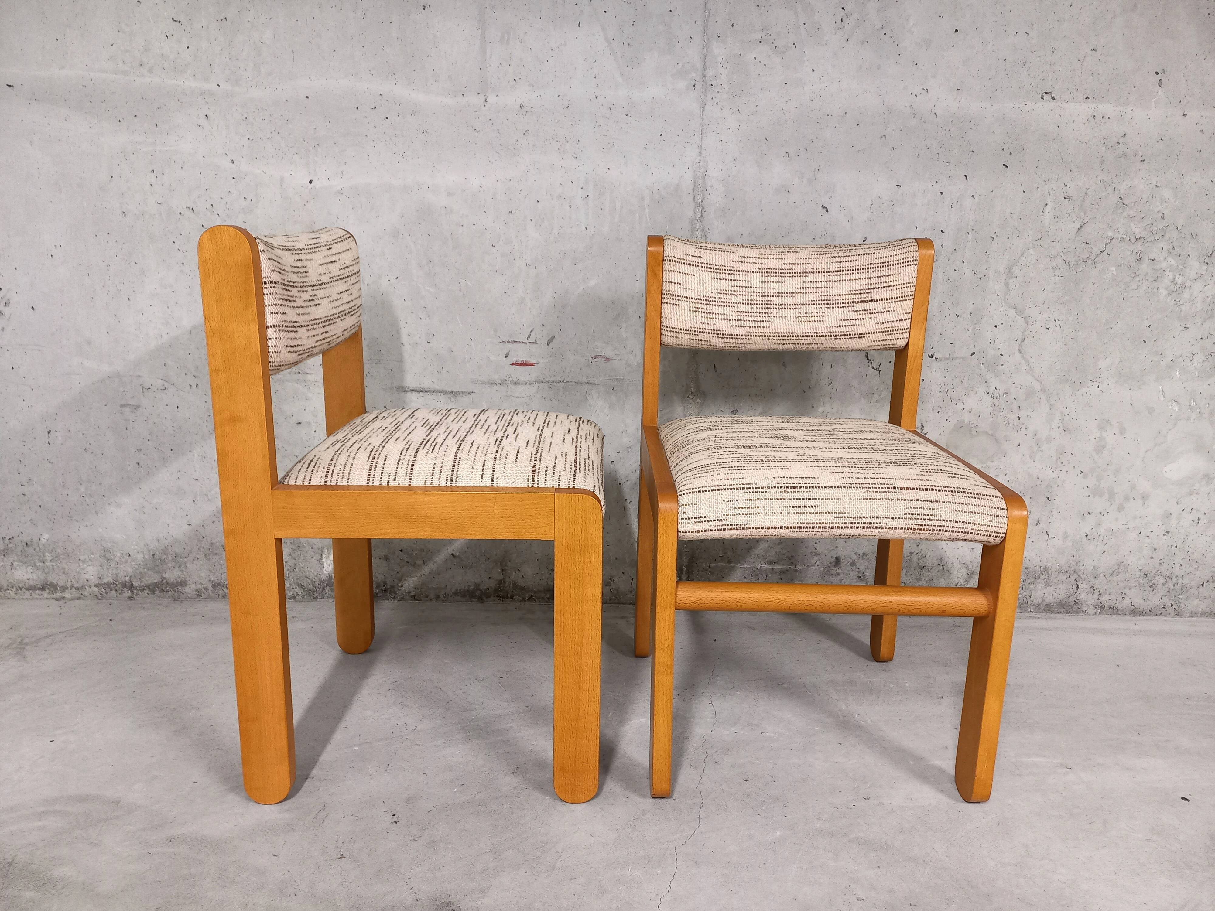 Suite de 2 chaises vintage Baumann en bois et tissu de laine années 70