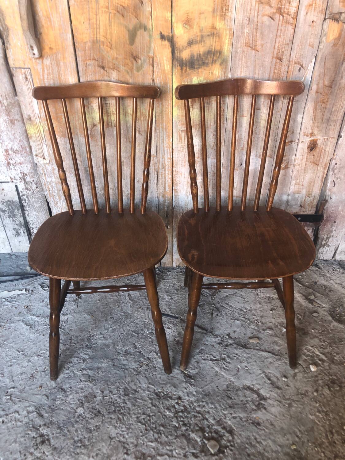 Pair of vintage Baumann western style wooden chairs #a326