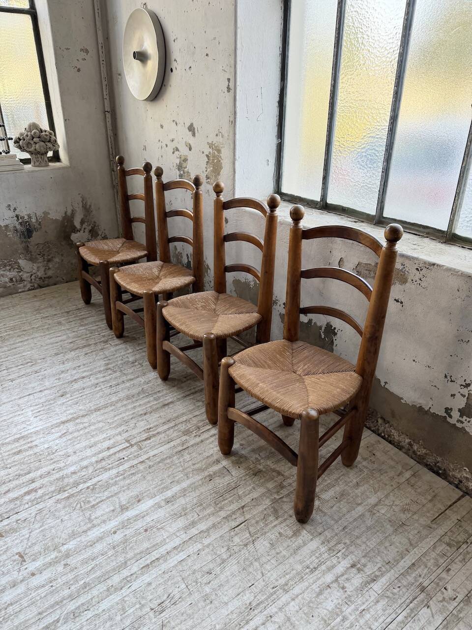 Set of 4 oak and straw chairs Dudouyt 1940