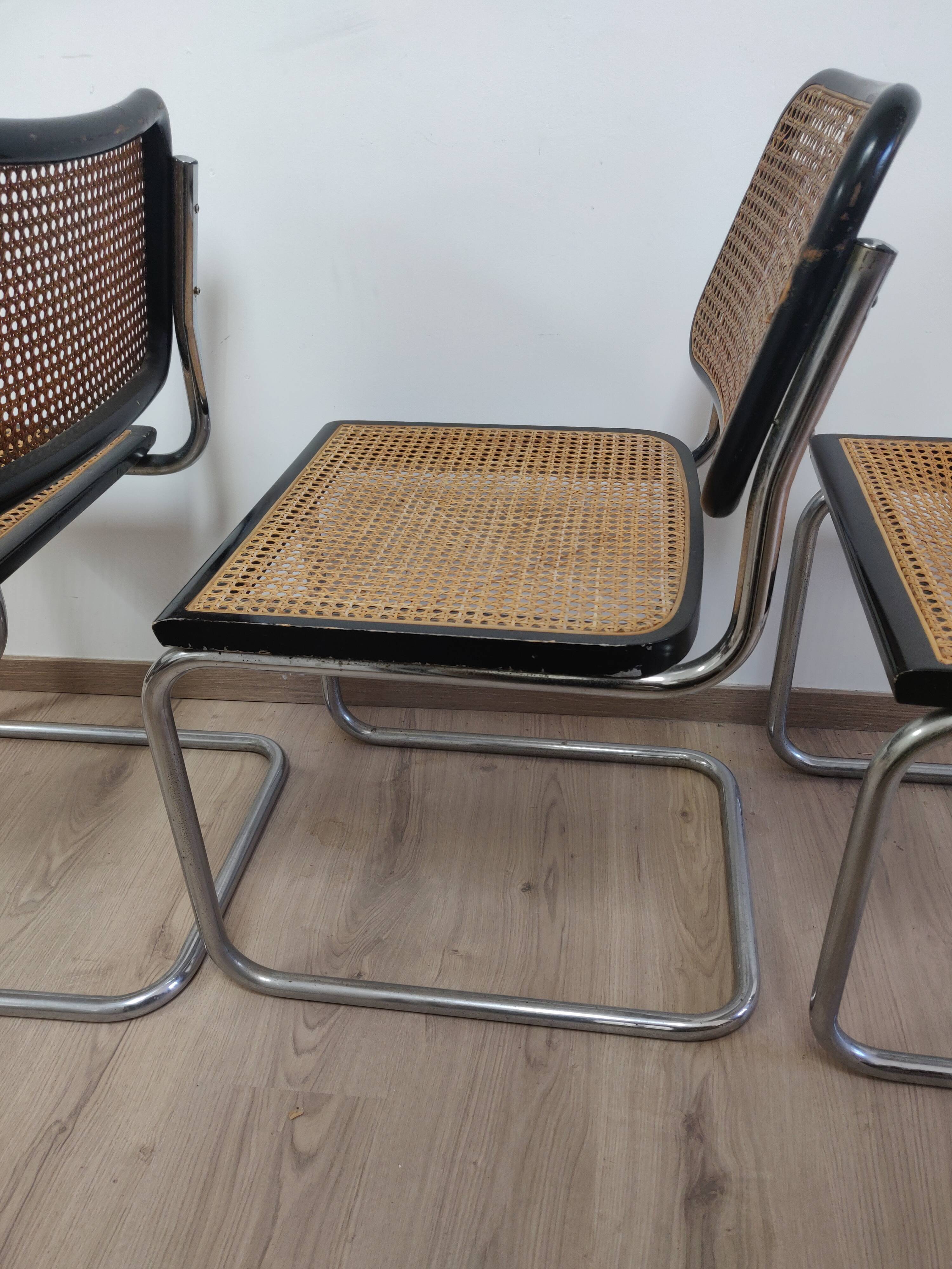 Trio de chaises par marcel breuer modele b 32