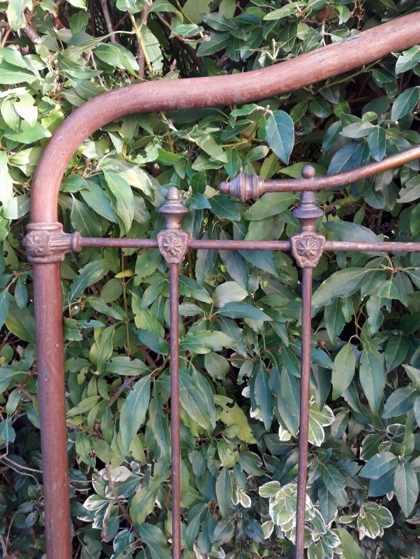 Napoleon III headboard in iron and brass L127xH139