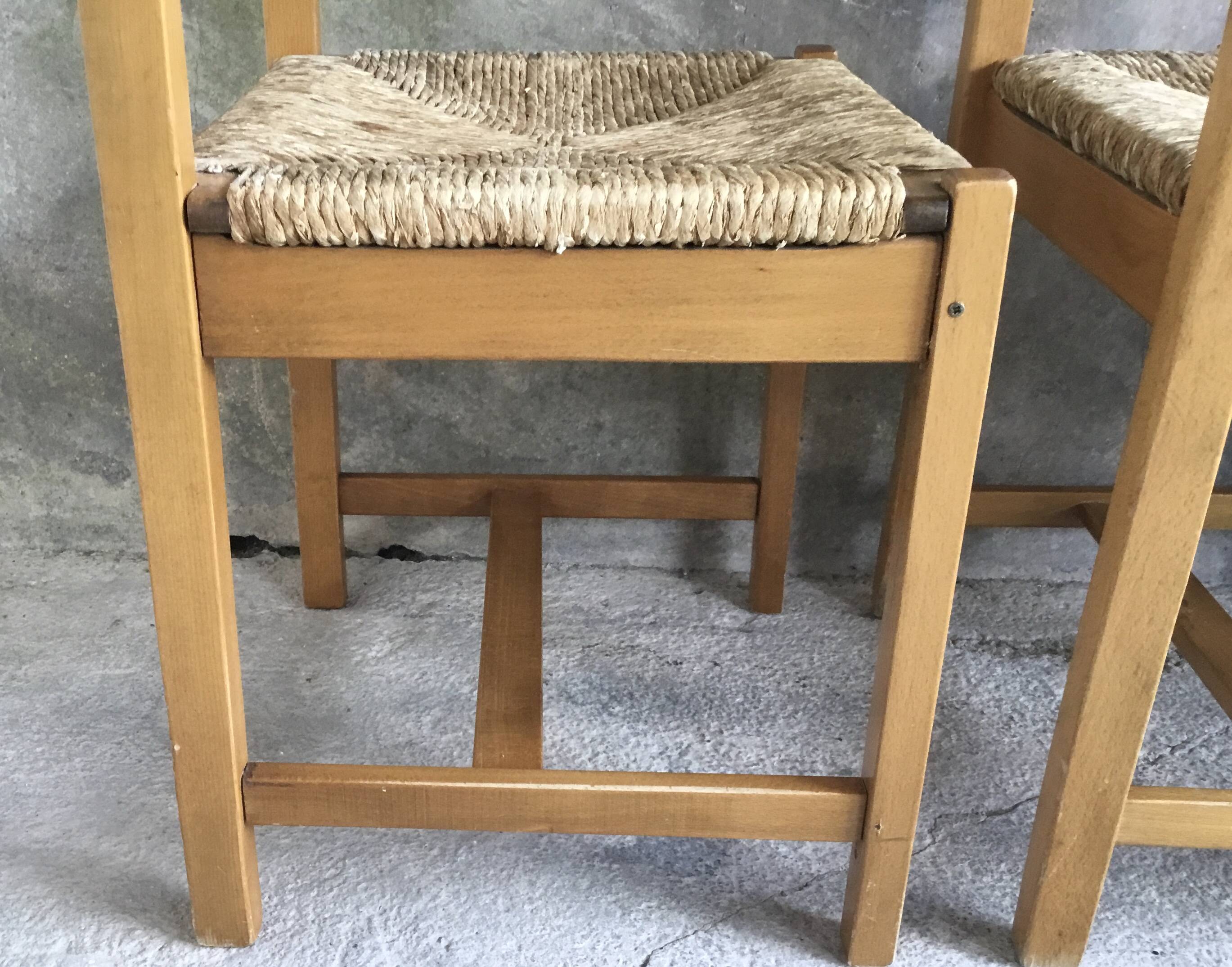 Set of 4 straw chairs in light wood - design 1970