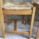 Serie de 4 chaises paillées en bois clair - design 1970
