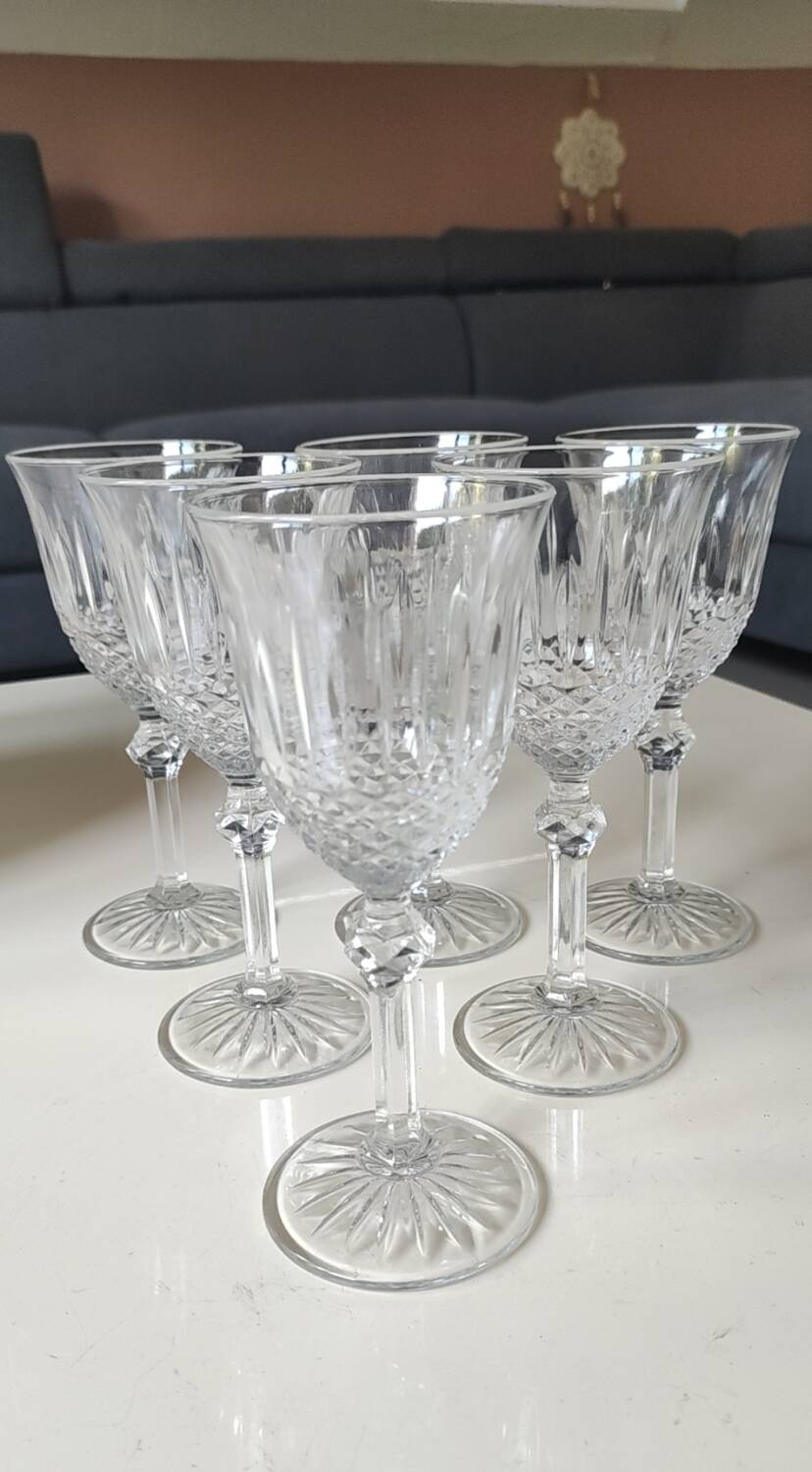Set of 6 Large Red Wine Glasses. Bohemian Crystal. Diamond-tipped.
