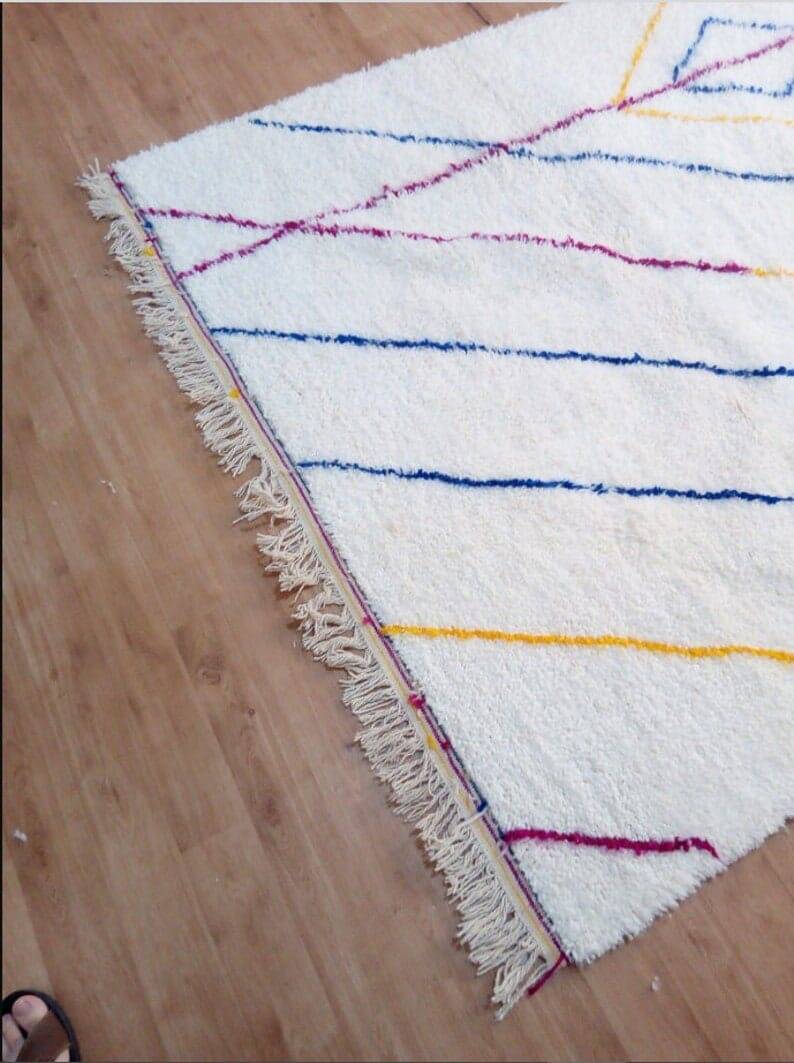 Traditional Beni Ouraine Berber rug, size 150 x 250 cm
