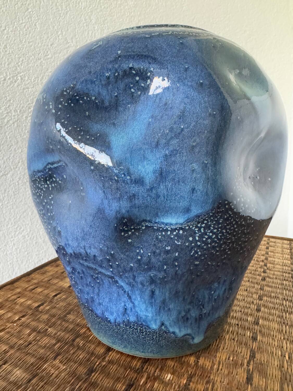 Gilles d'Aon ceramic vase