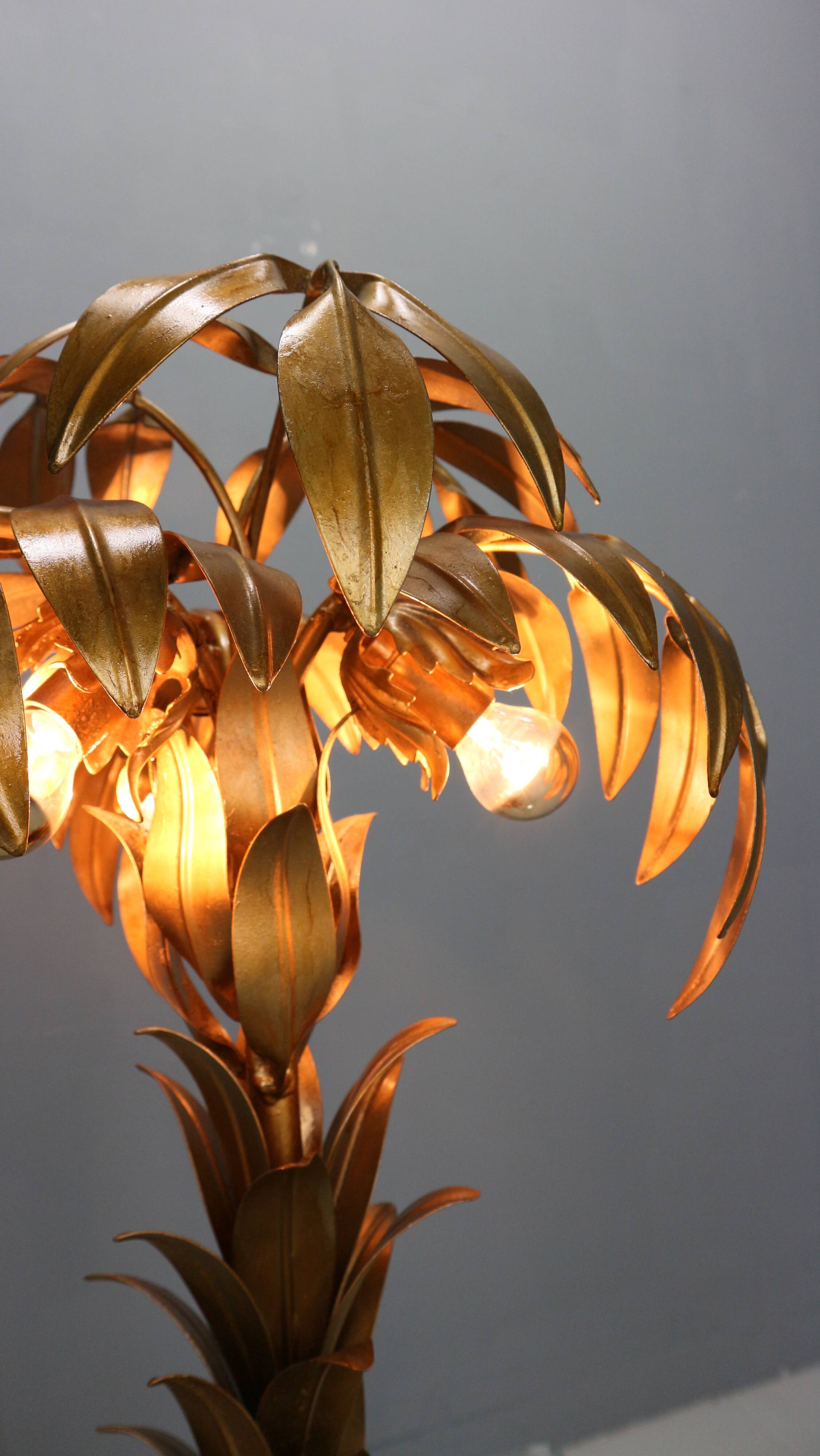 Hollywood regency Hans Kogl palm tree table lamp metal gold gilt 1970