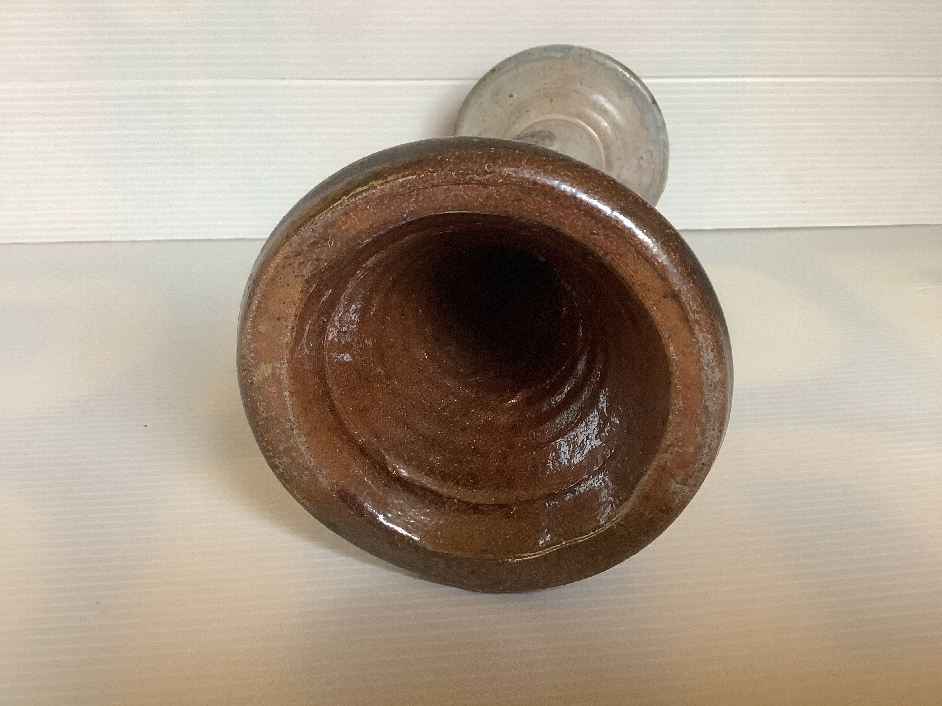 Bouffioulx style stoneware candle holder with a coat of arms