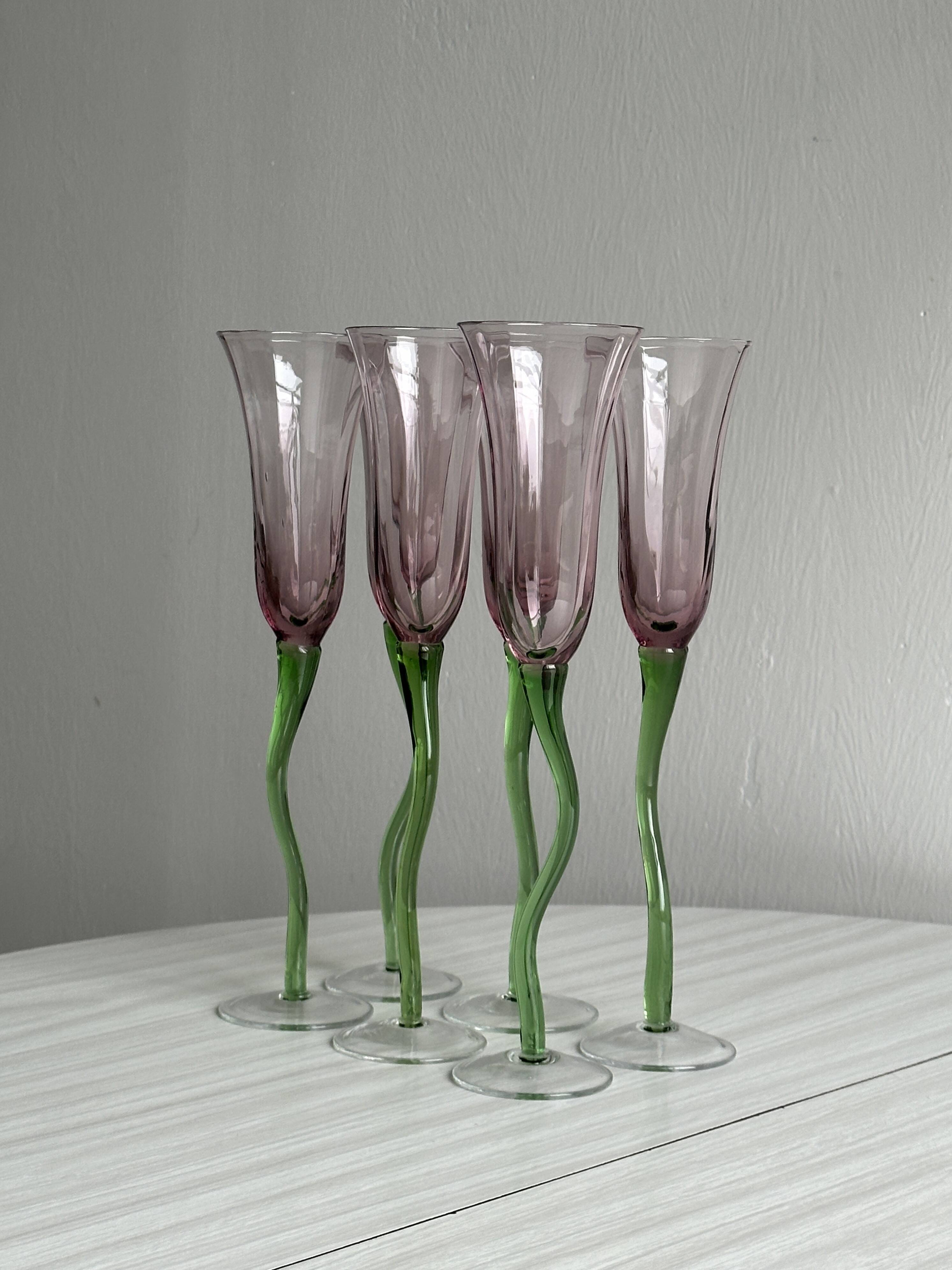 Set of 6 blown glass champagne glasses, green twisted feet