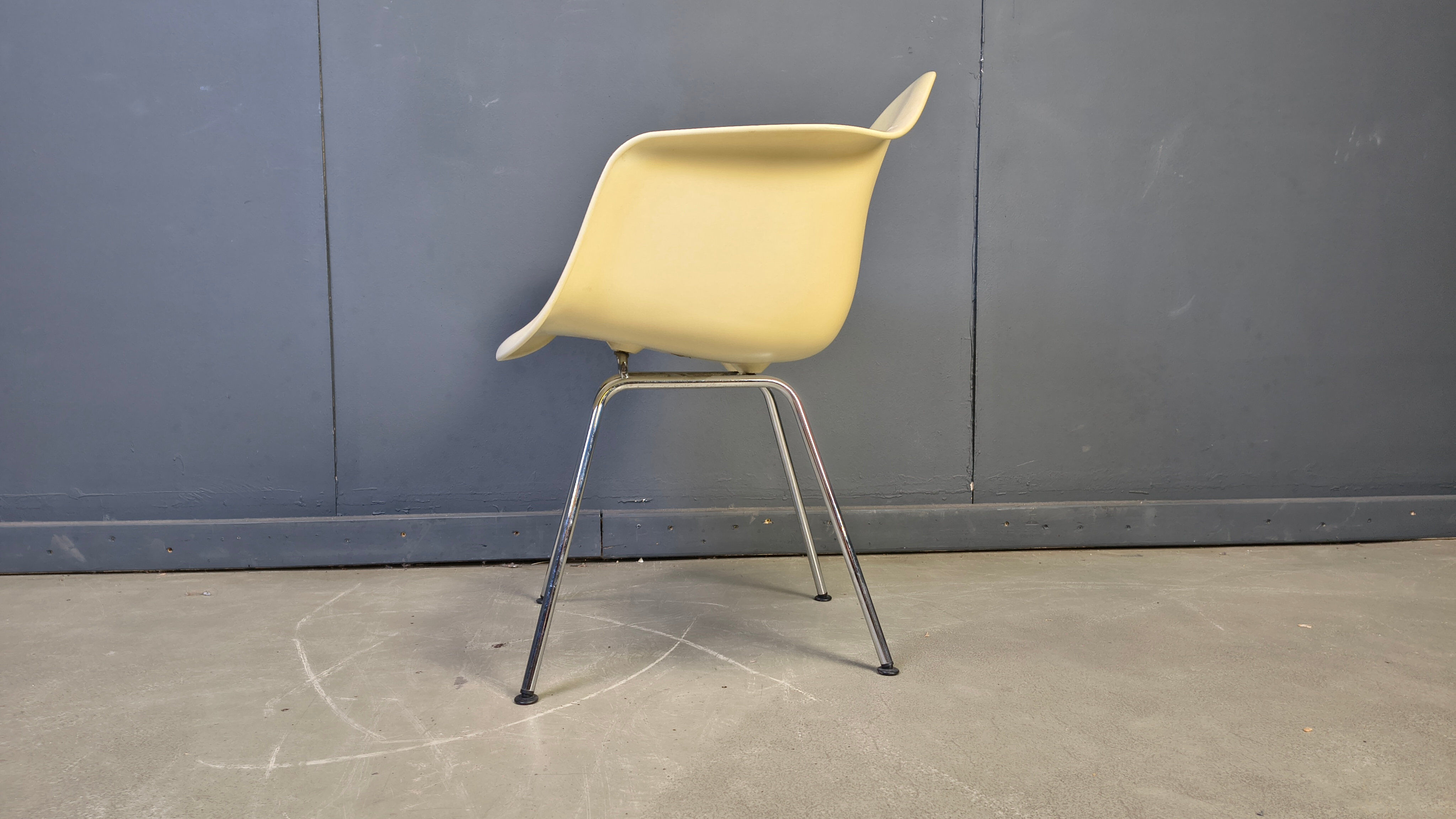 Vintage Dax chair by Charles and Ray Eames for Vitra, 1990s