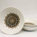 4 plates, Biltons England