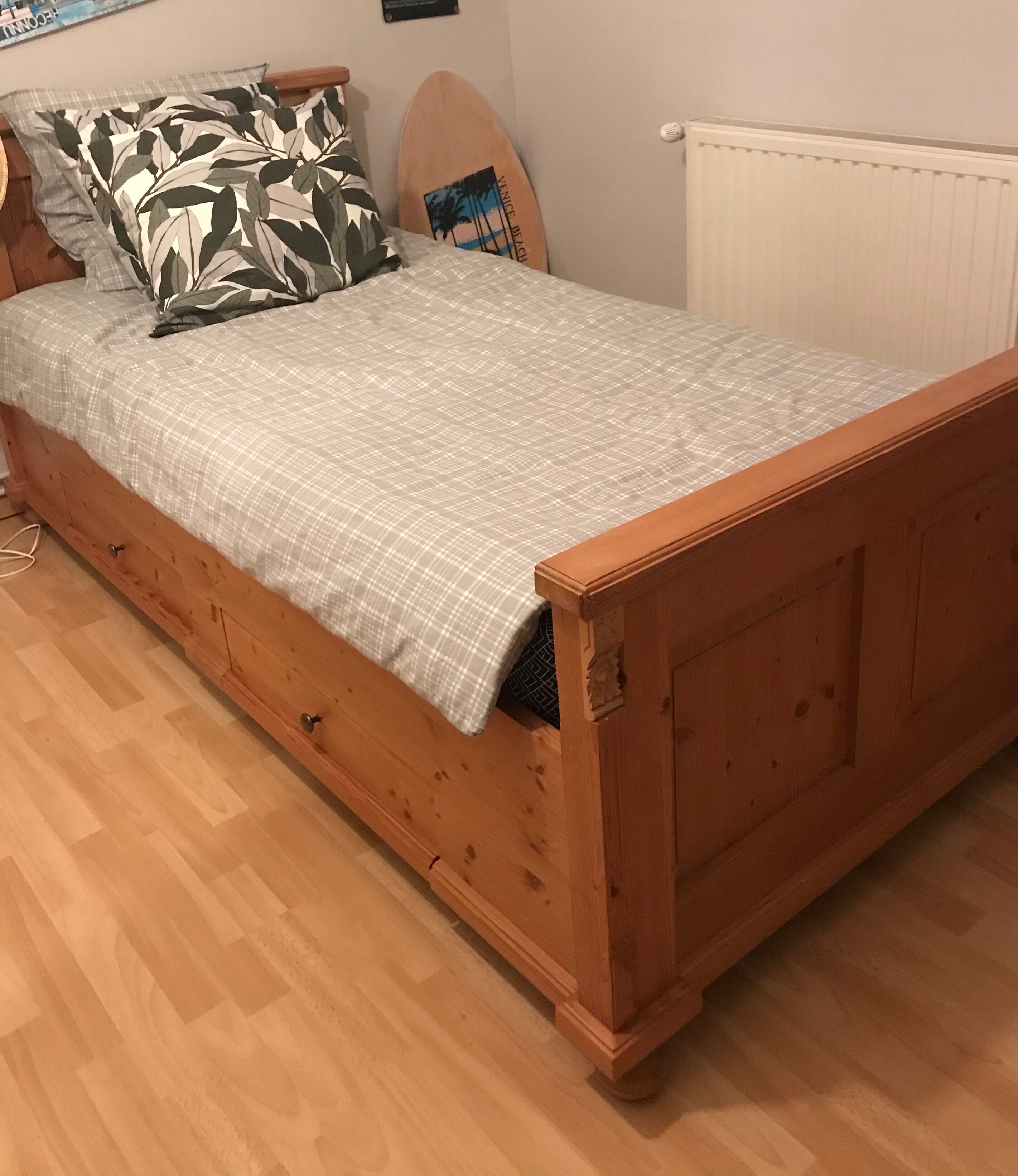 Lit en bois 90 x 190