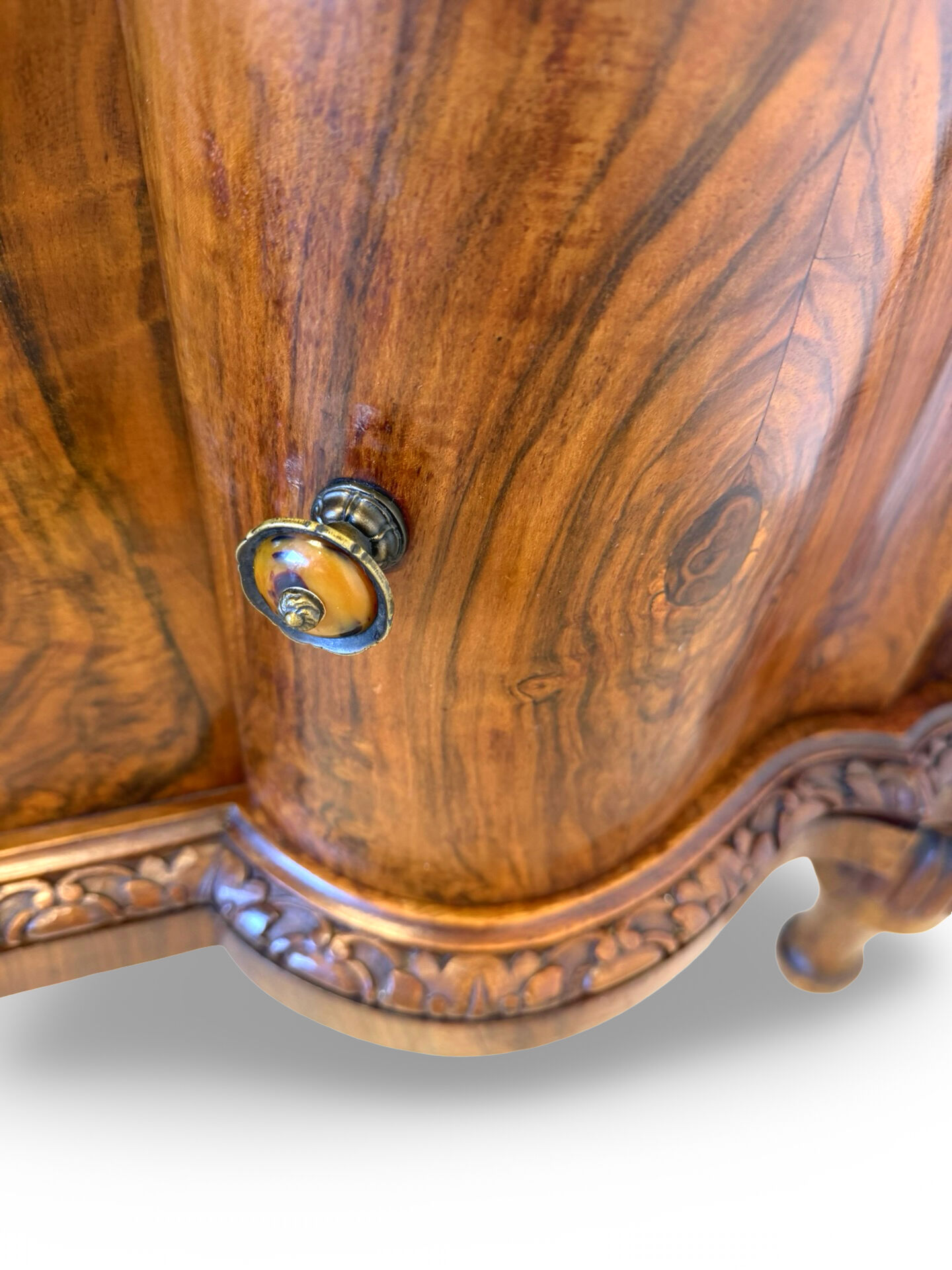 Console, petinuse italienne, années 1920