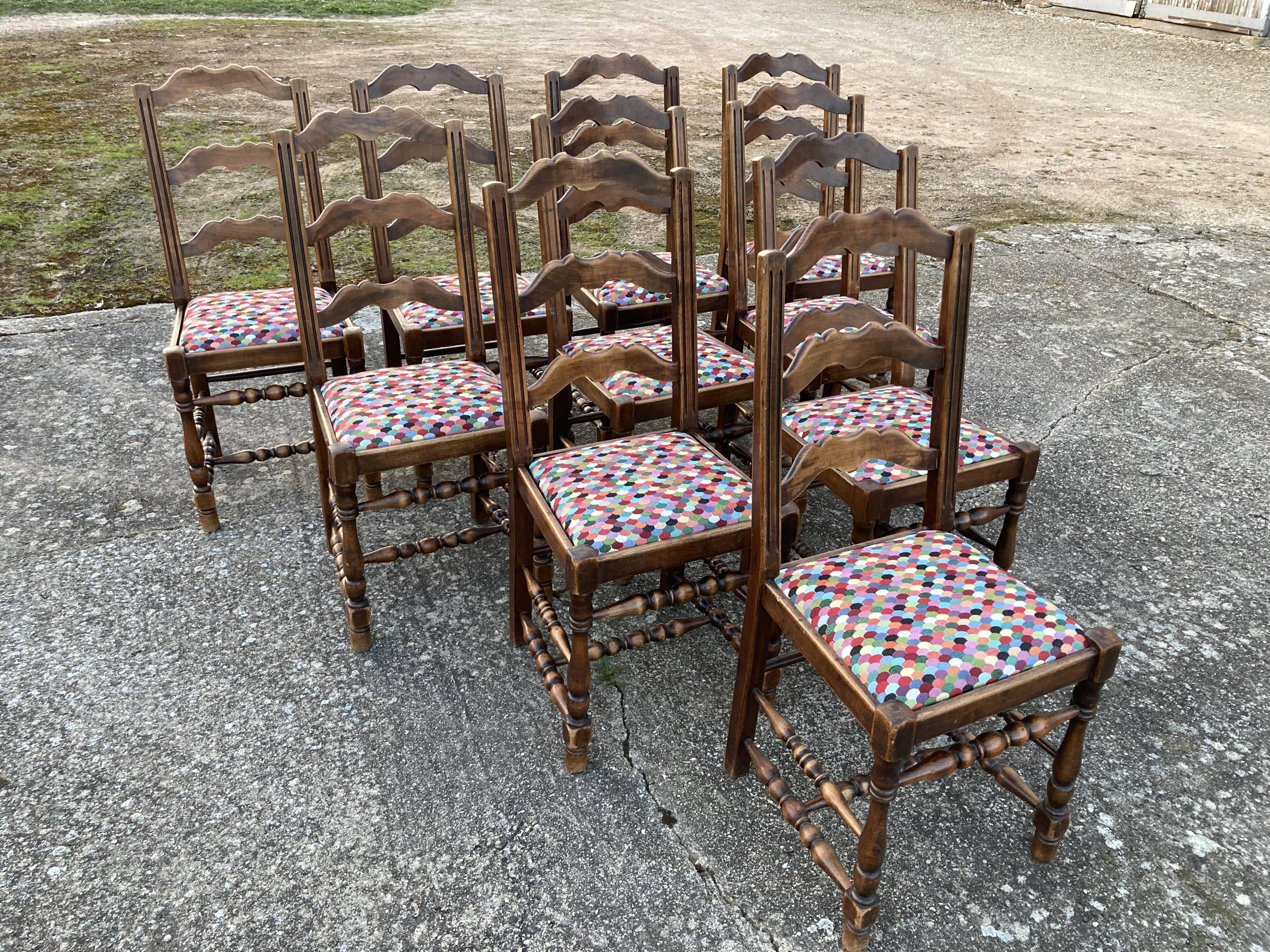 10 chaises rustiques campagne