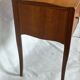 Bureau vintage 1960s avec 2 tiroirs – design ondulé élégant