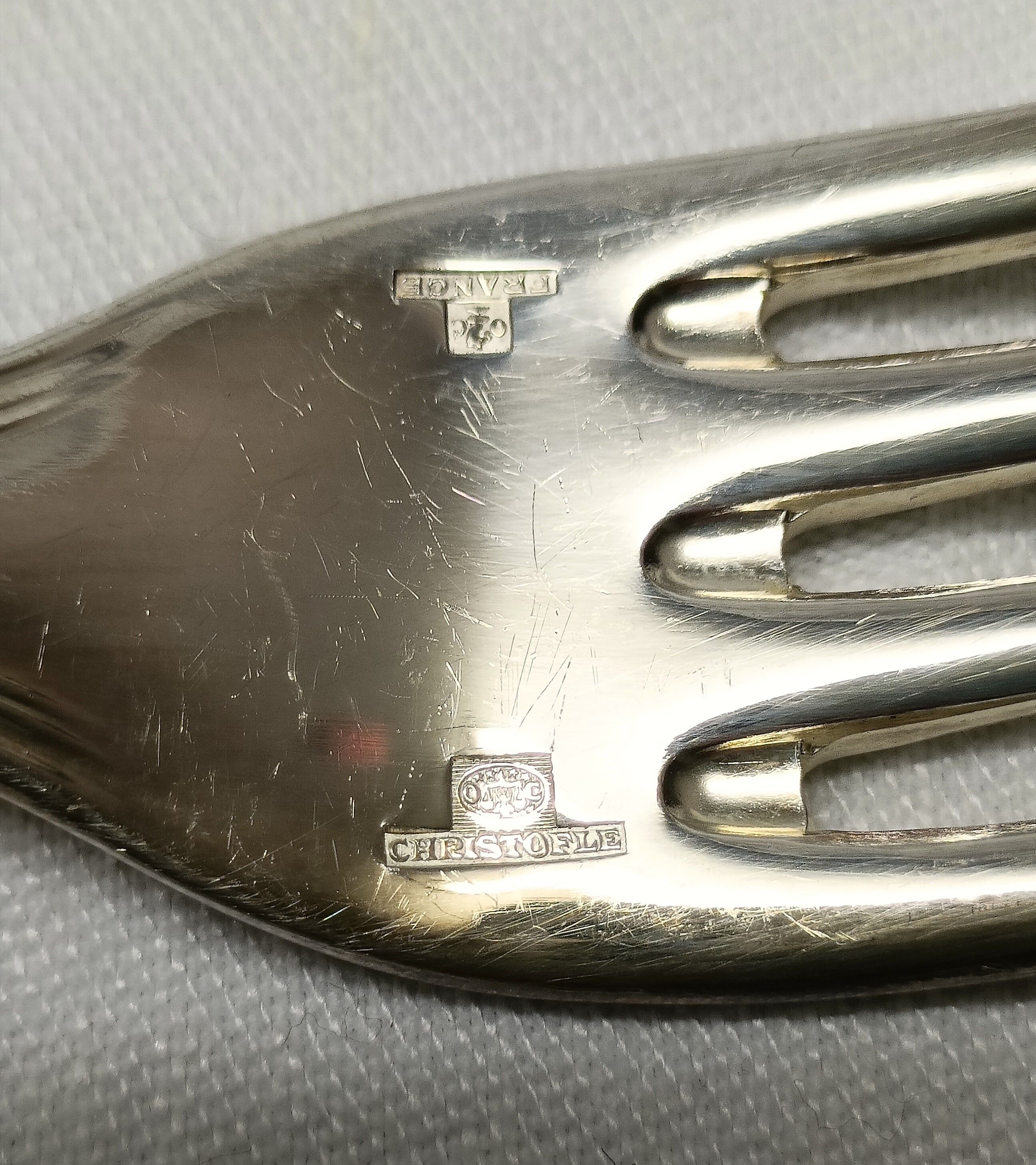 Set of 12 silver metal table forks from christofle model "spatours"