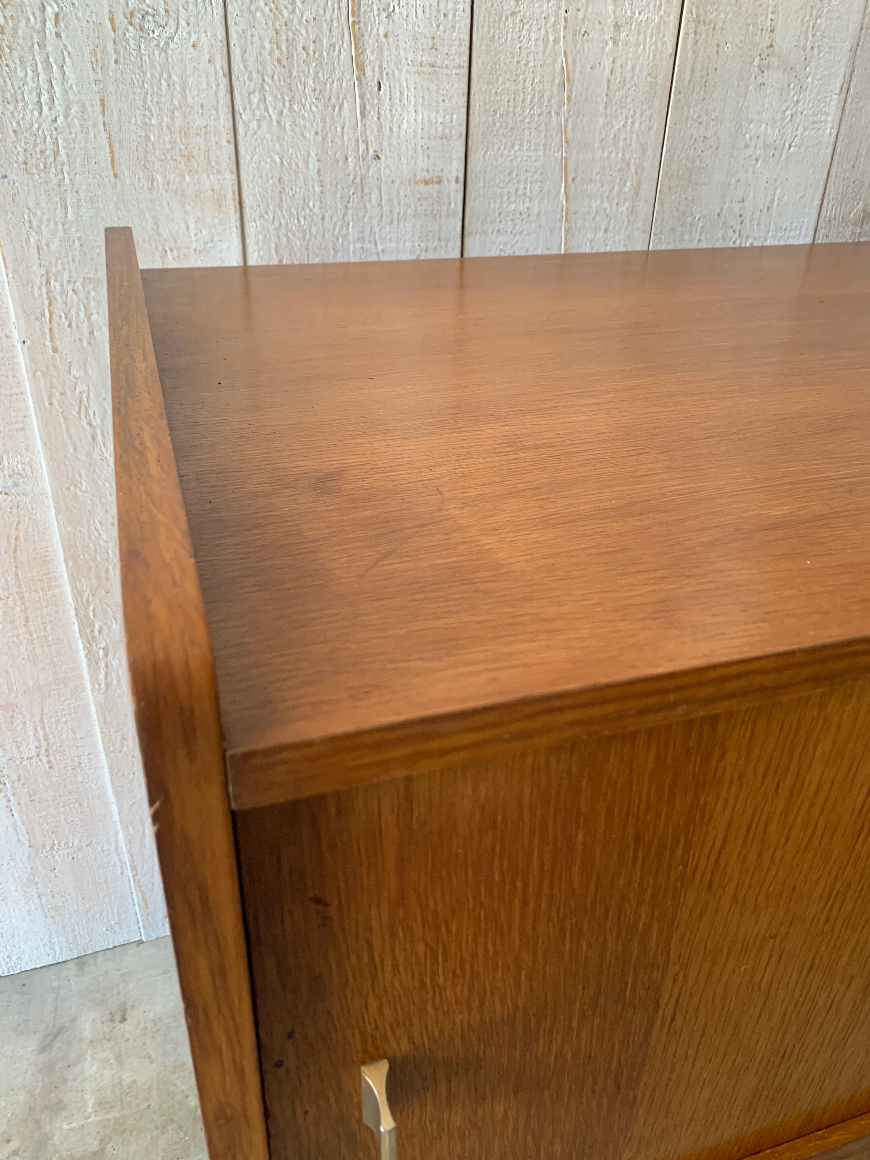 Buffet/modernist enfilade