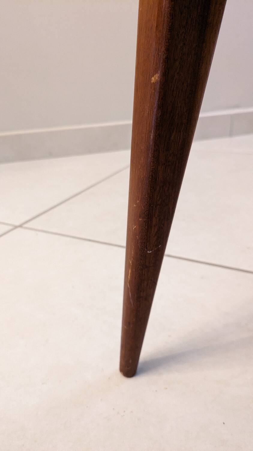 Vintage compass and leatherette chairs