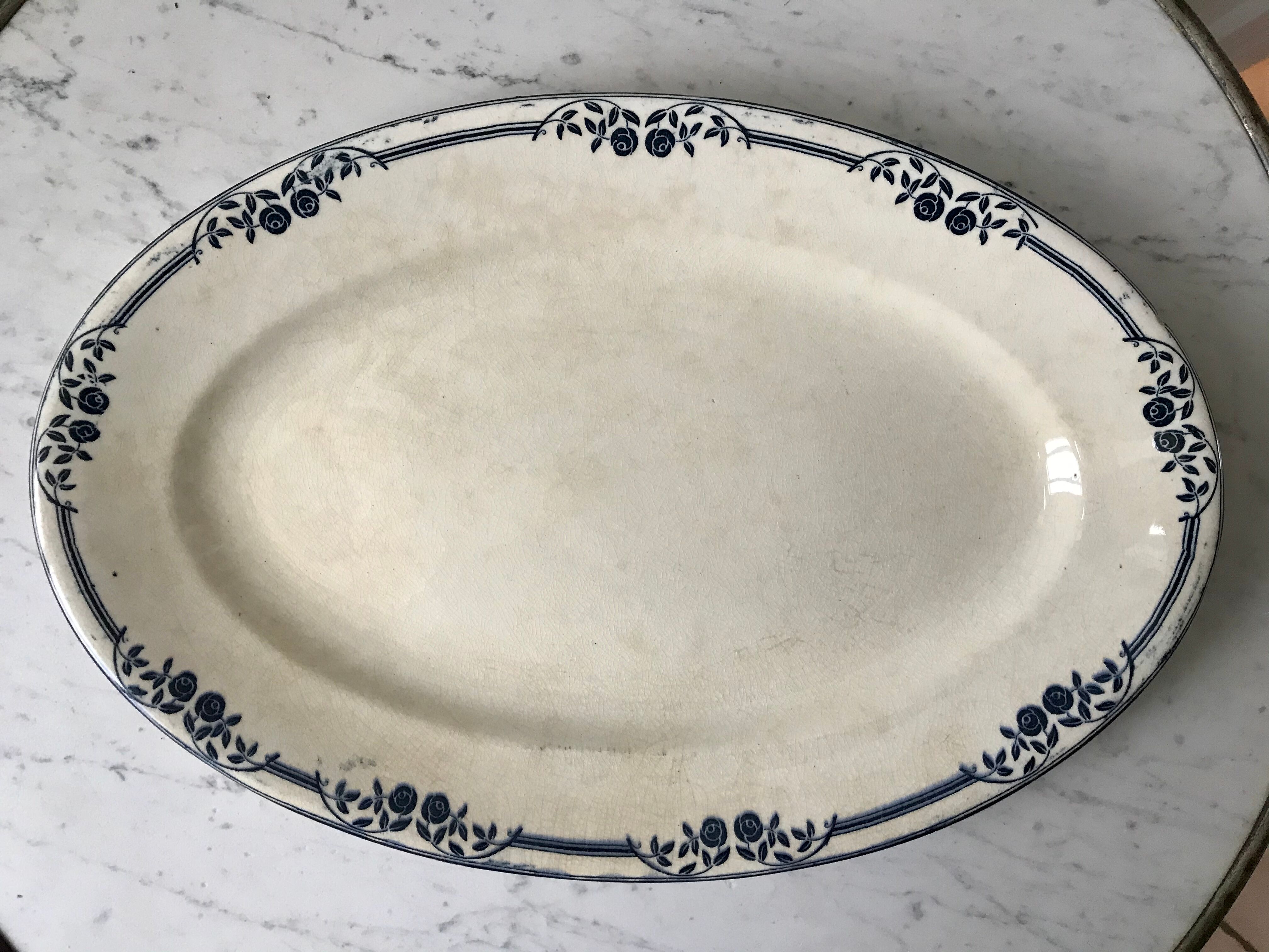 oval flat Terre de Fer bleu XIXth