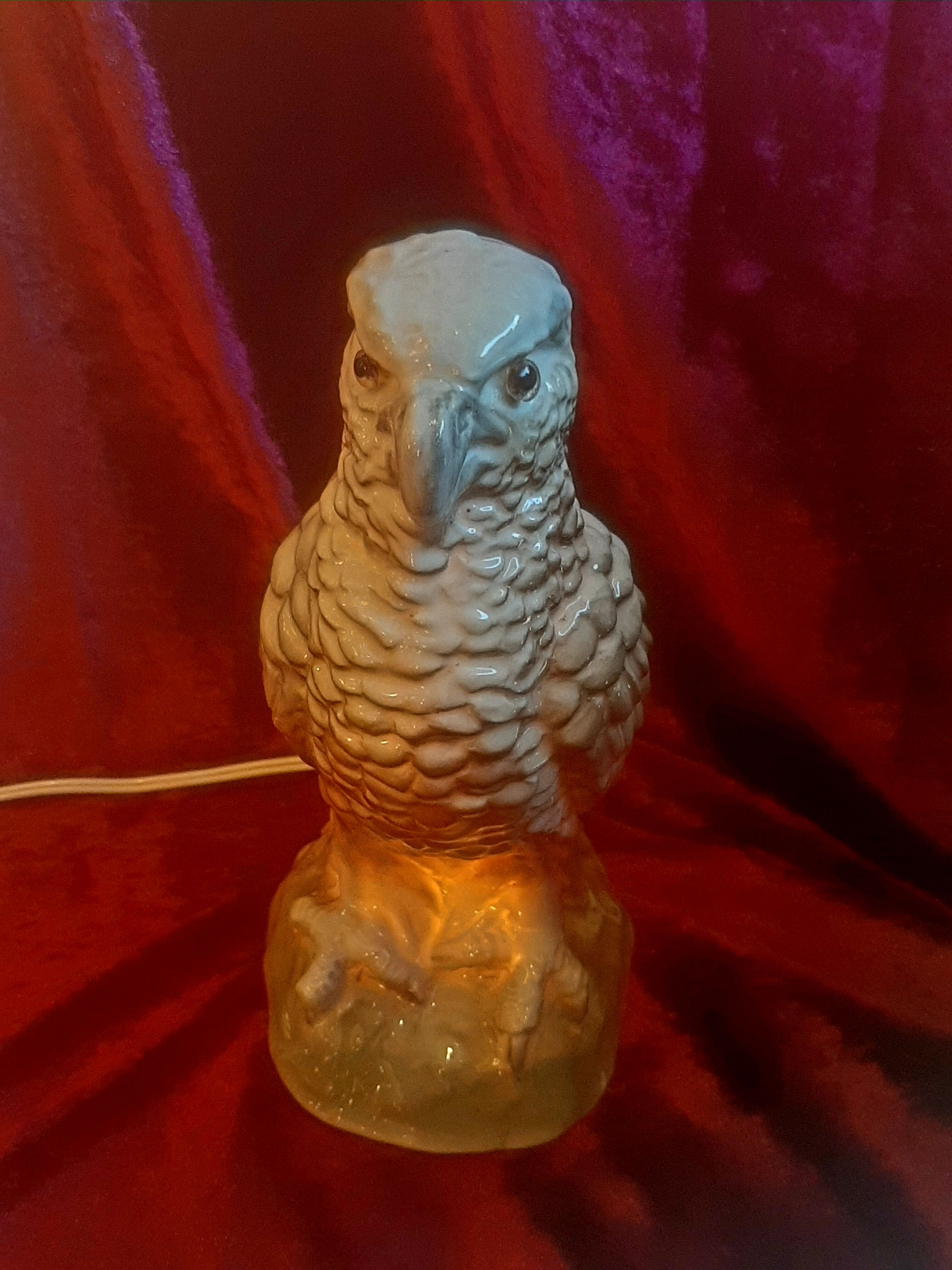 Veilleuse aigle en porcelaine art déco