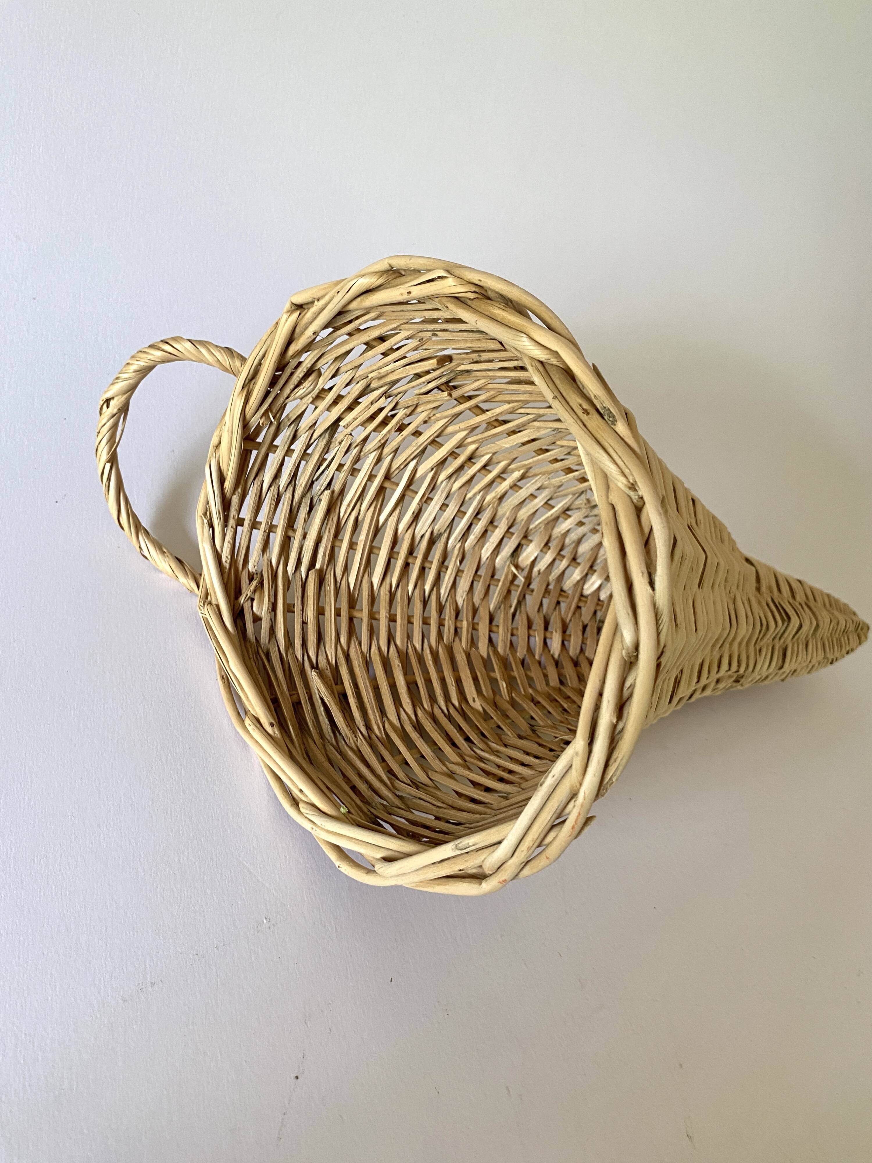 Hanging basket, woven wicker cornucopia