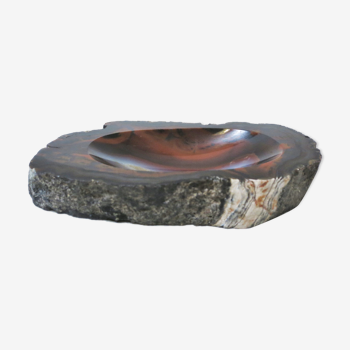 Brutalist ashtray in brown agate