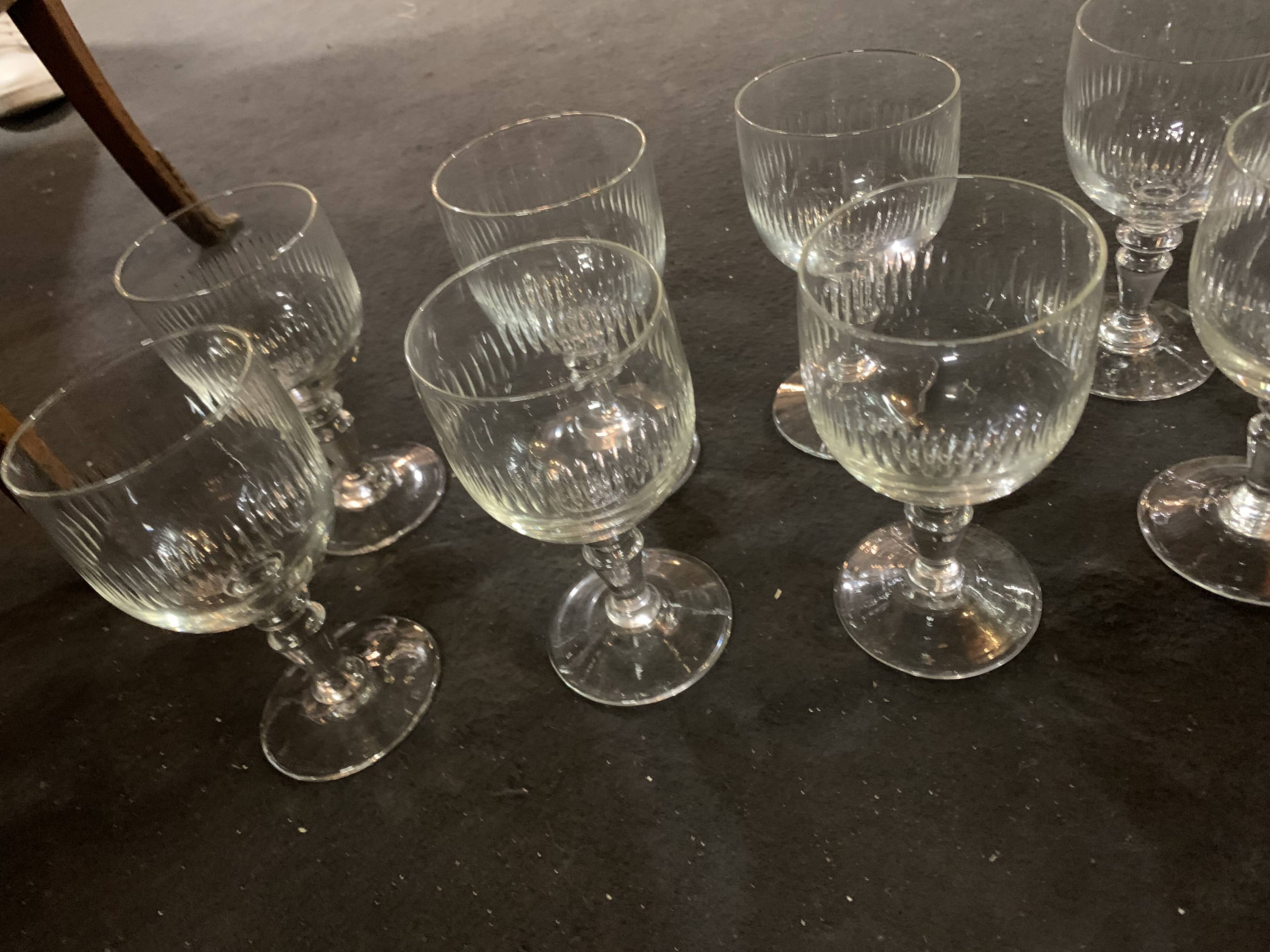 Série de 10 verres à eau en cristal