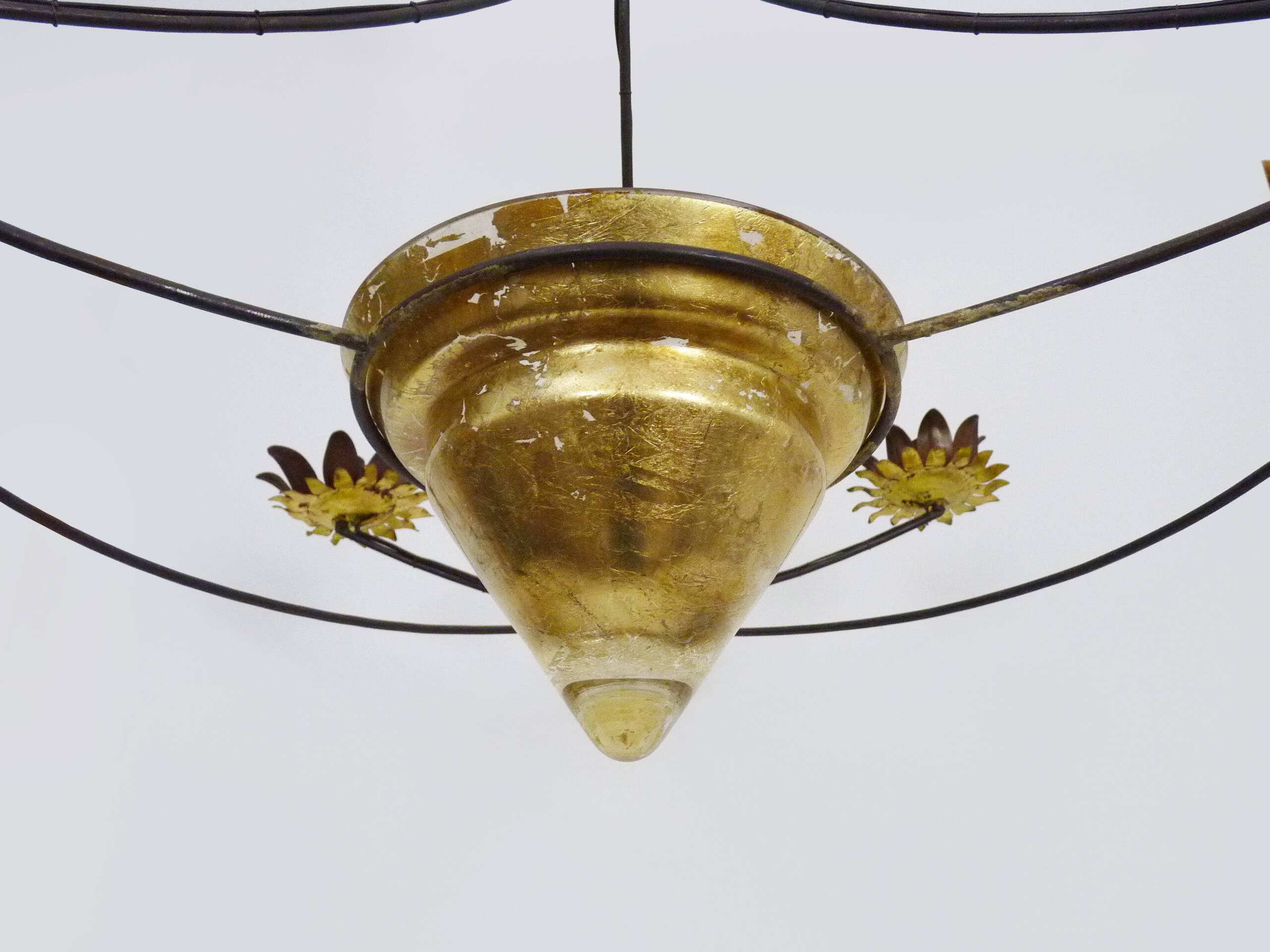 Very large chandelier with 9 metal bulbs and gold leaf cup