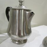 Art Deco-style coffee and tea service