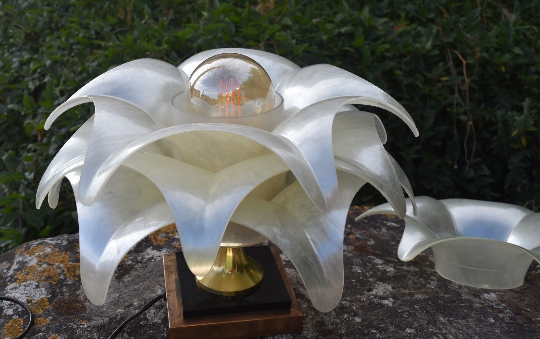 Maison Rougier vintage palm-shaped lamp from the 1970s to 1980s